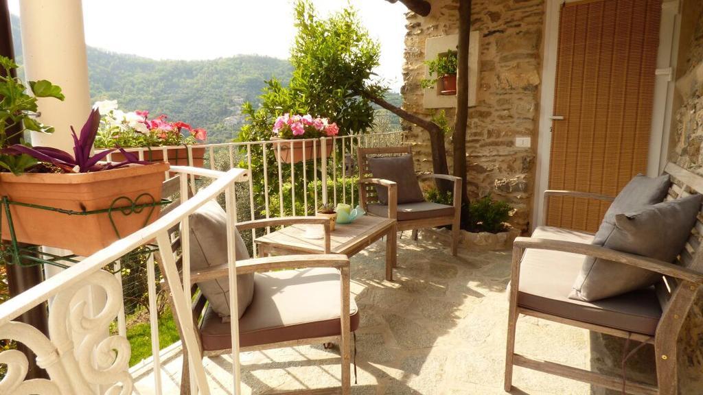 Casa Vacanze Sole Borghetto d'Arroscia Eksteriør billede